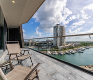 Shark Tower – Puerto Cancun